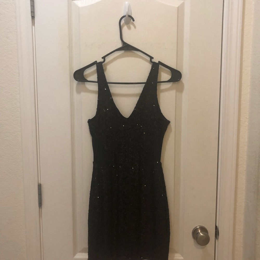 Bebe Sequence Black Dress .. !